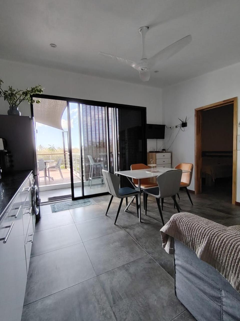 Apartamento Le P'Tit Bohneur Trou aux Biches Exterior foto